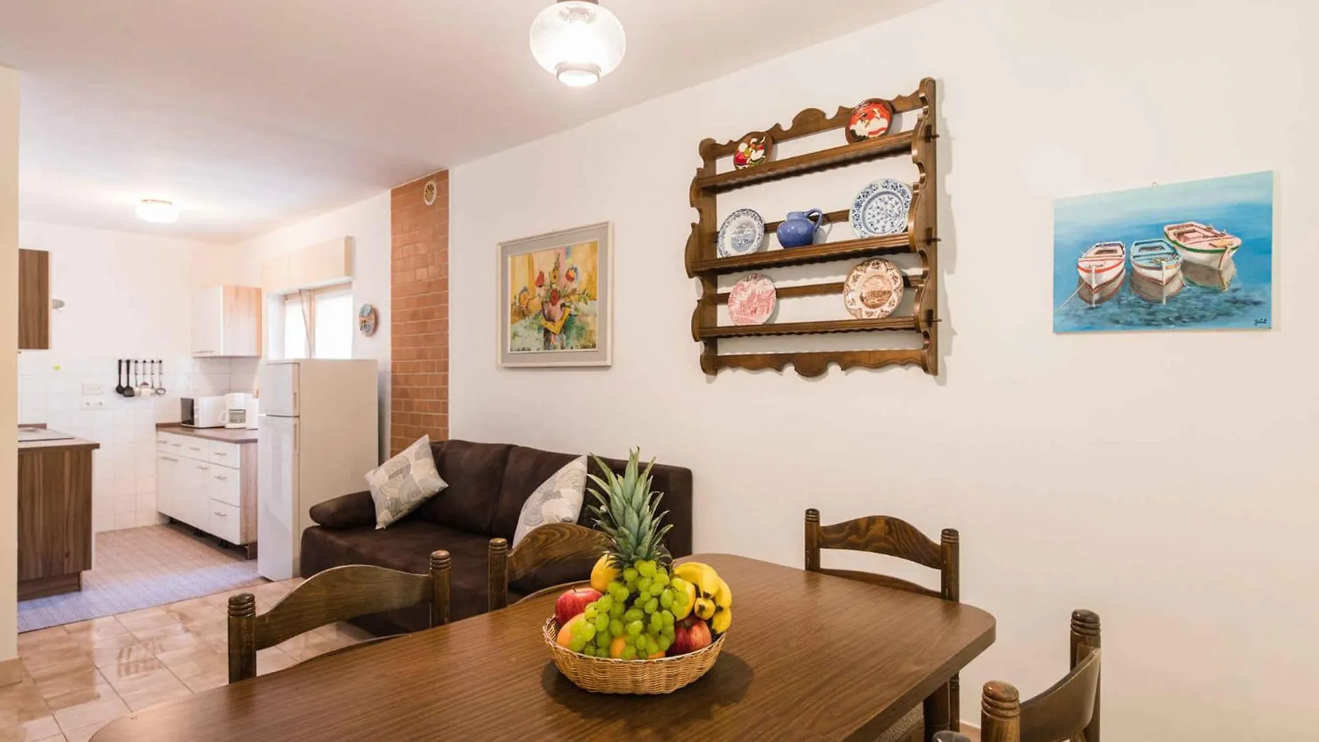 Apartments In Selce 41700
